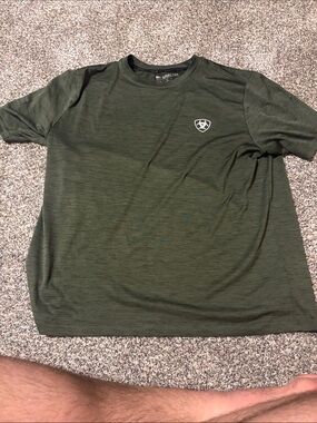 Men’s short sleeve shirt